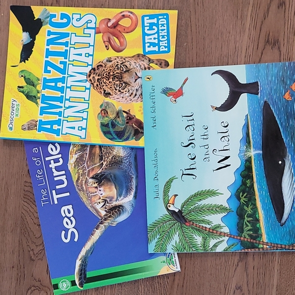 Mystery Book Bundle: Science and Animals Box - Picture 4 of 4